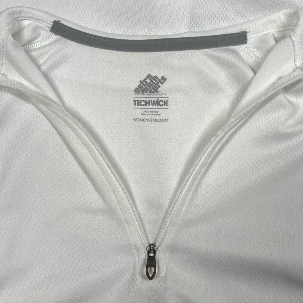 Eastern Mountain Sports | White Tech Wick Twp Piece Work Out Runners Tops - Picture 13 of 15